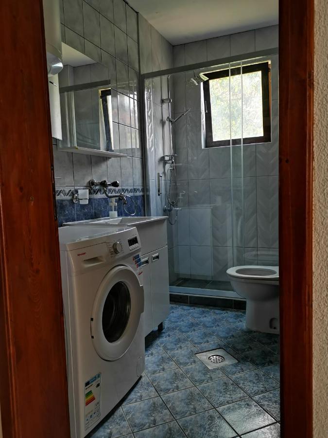Lake View Apartment Ohrid Bagian luar foto